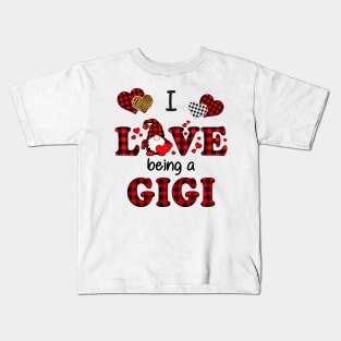 I Love Being A Gigi Gnomes Red Plaid Heart Valentine's Day Shirt Kids T-Shirt